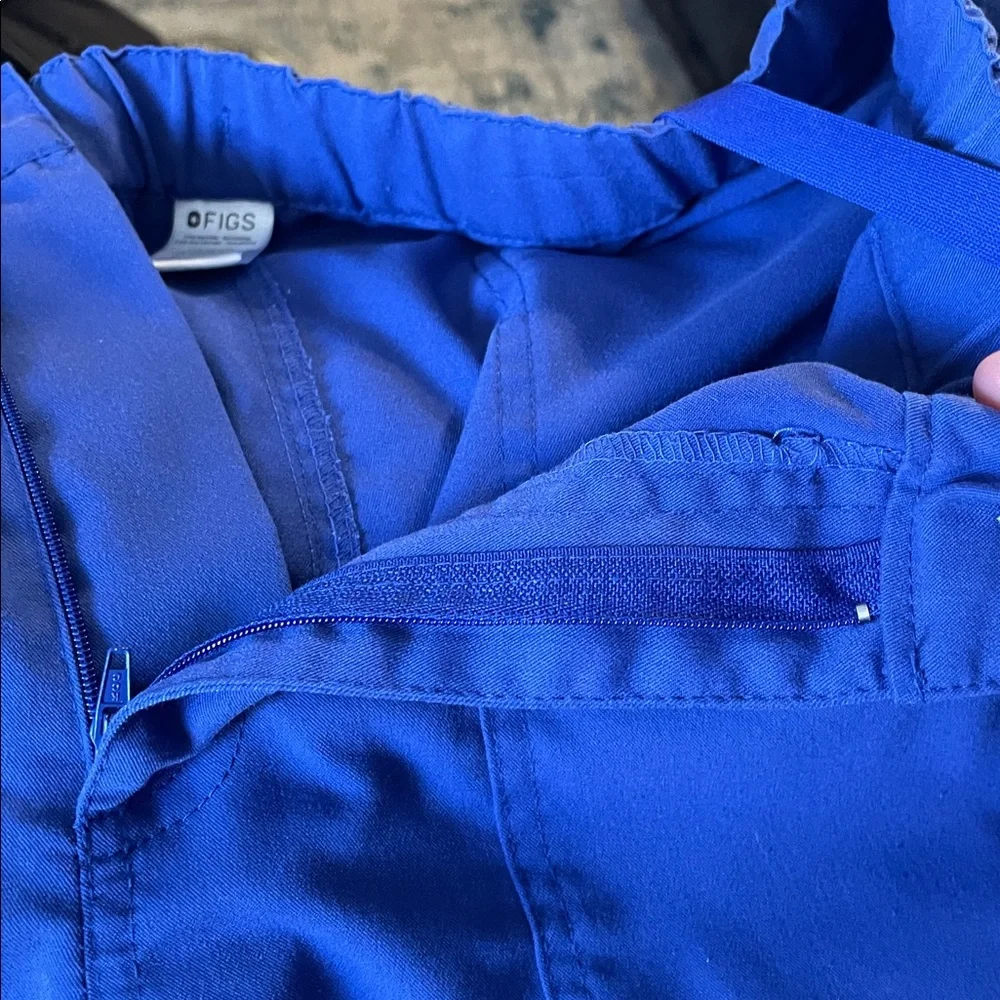 FIGS Style PM 5900Scrub Pants Royal Blue Jogger. Size Large.